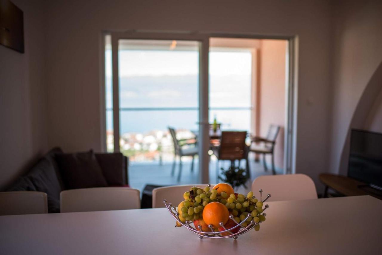 Apartman Zoe Vrbnik Buitenkant foto