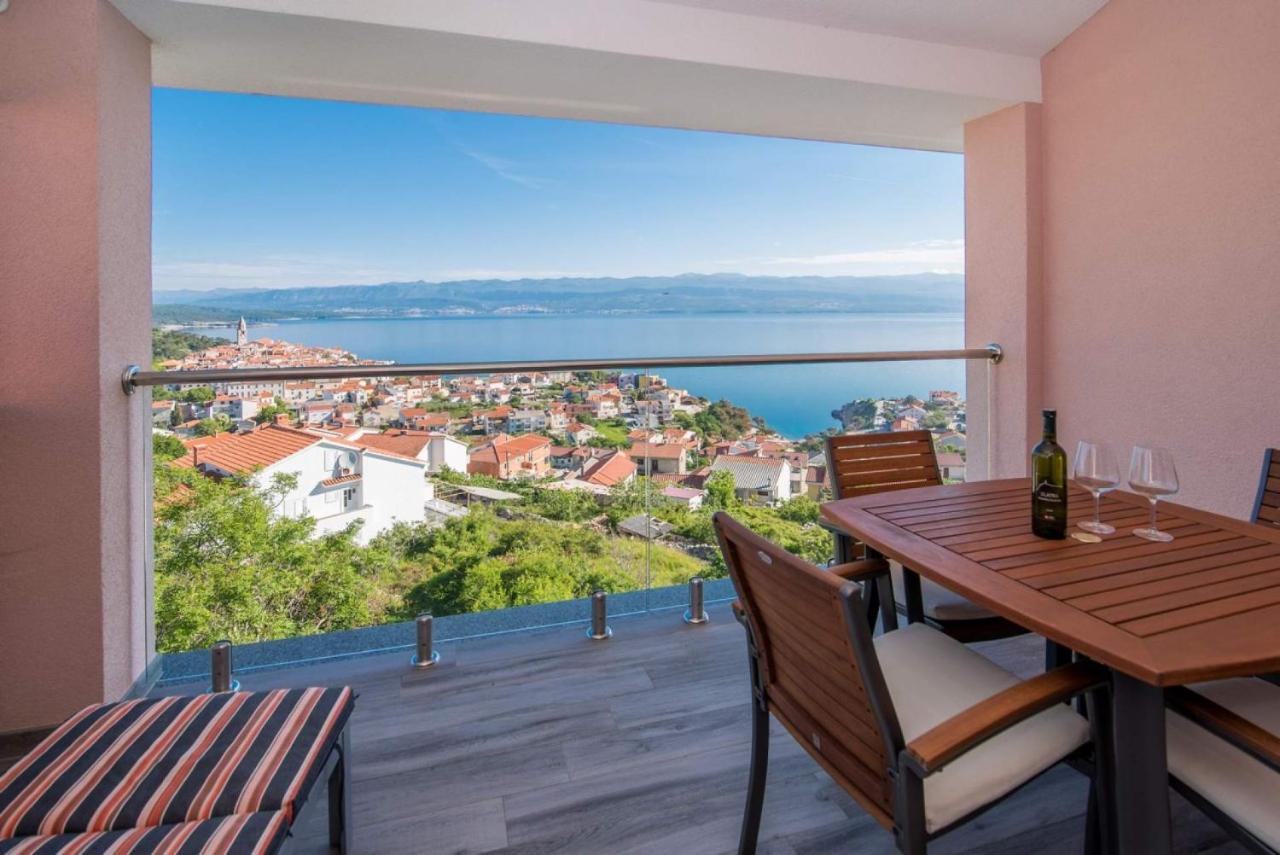 Apartman Zoe Vrbnik Buitenkant foto